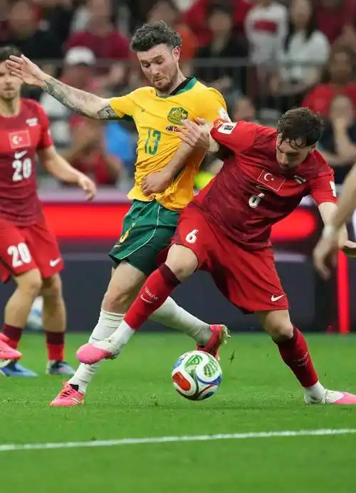 美国女足2-0澳大利亚：数据揭底，弗里曼头球+乌龙助攻榜洗牌